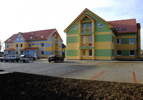 Výstavba bytových domov v Tešedíkove